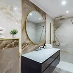 Terr69- Bright Gem In Charming Old Town *