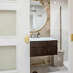 Terr69- Bright Gem In Charming Old Town *