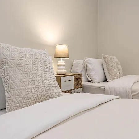 Terr69- Bright Gem In Charming Old Town * Estepona