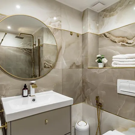 Terr69- Bright Gem In Charming Old Town *