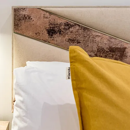 Terr69- Bright Gem In Charming Old Town Apartment *