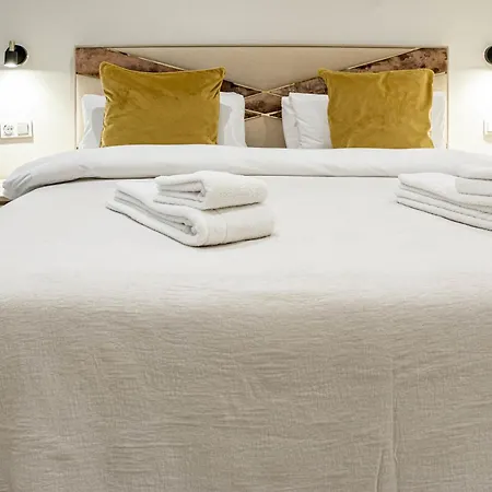 Terr69- Bright Gem In Charming Old Town *