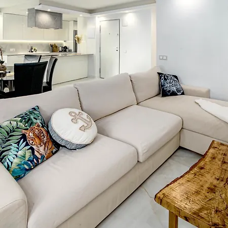 Terr69- Bright Gem In Charming Old Town Estepona