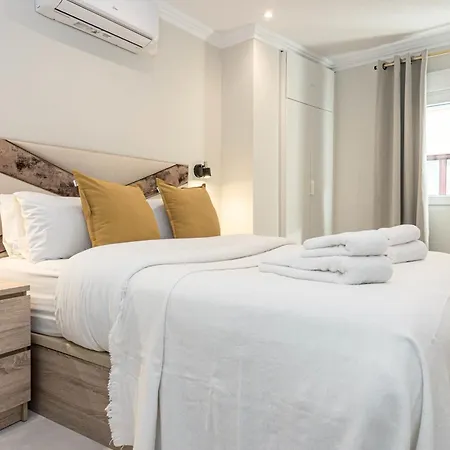 Terr69- Bright Gem In Charming Old Town Estepona