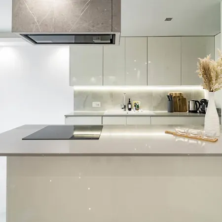 아파트 Terr69- Bright Gem In Charming Old Town *