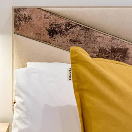Terr69- Bright Gem In Charming Old Town * 에스테포나