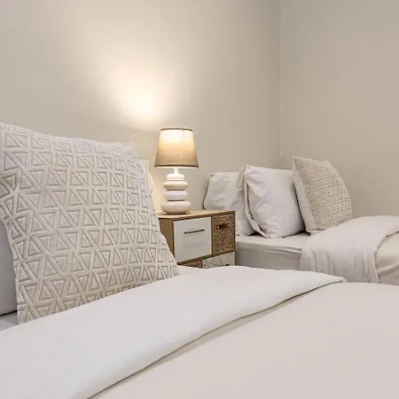 아파트 Terr69- Bright Gem In Charming Old Town *