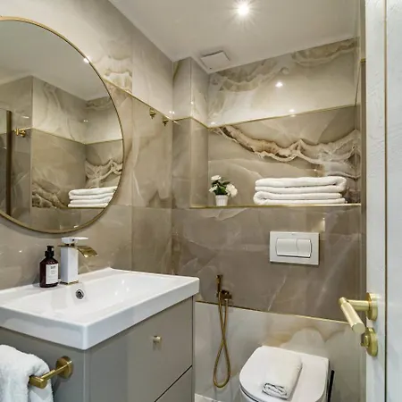 아파트 Terr69- Bright Gem In Charming Old Town *