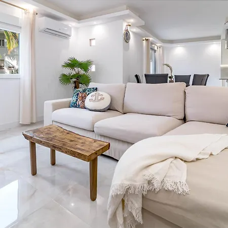 Terr69- Bright Gem In Charming Old Town * Estepona