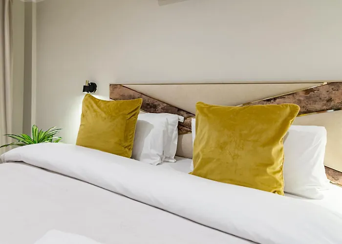 Terr69- Bright Gem In Charming Old Town *