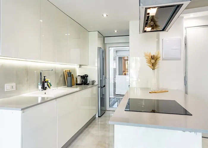 Terr69- Bright Gem In Charming Old Town Estepona